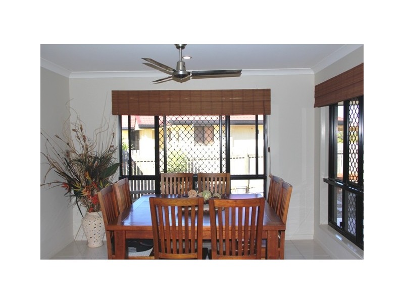 60 Amalfi Drive, Zilzie QLD 4710