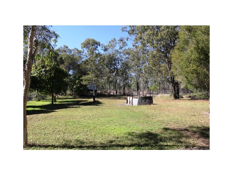 7 Cemetery Road, Cawarral QLD 4702