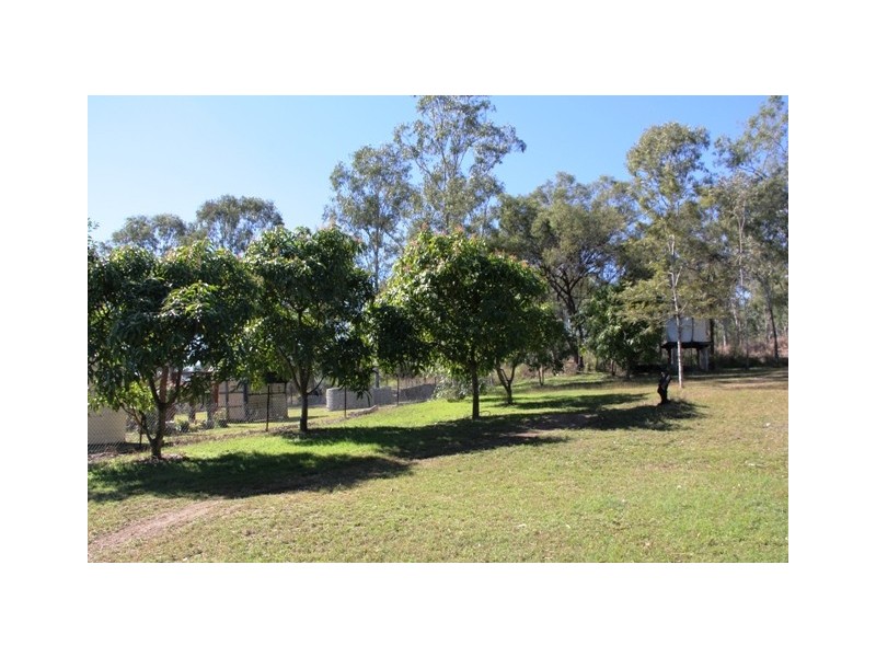 7 Cemetery Road, Cawarral QLD 4702