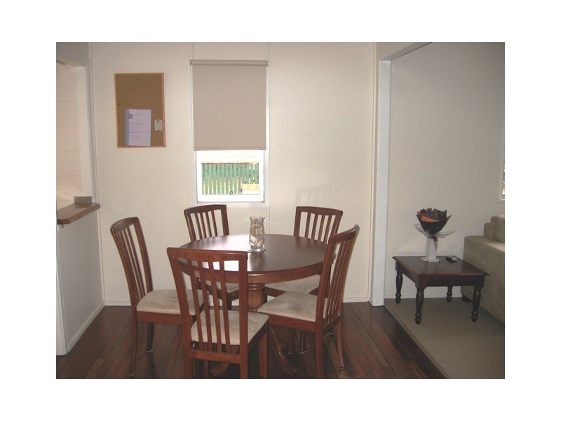 7 Limpus Avenue, Keppel Sands QLD 4702