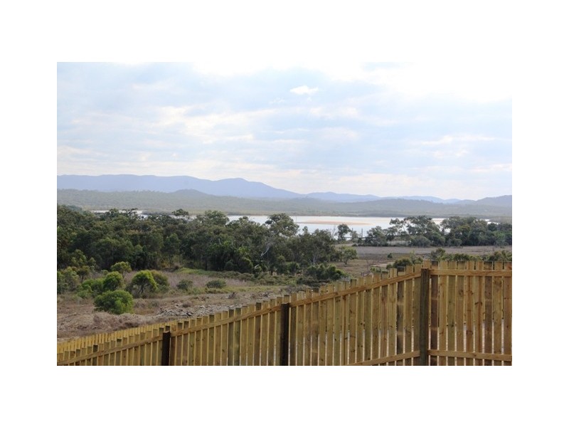 52 Falcon Crest, Zilzie QLD 4710