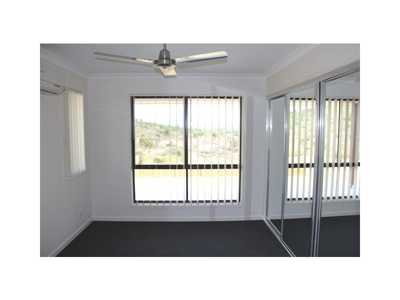 52 Falcon Crest, Zilzie QLD 4710
