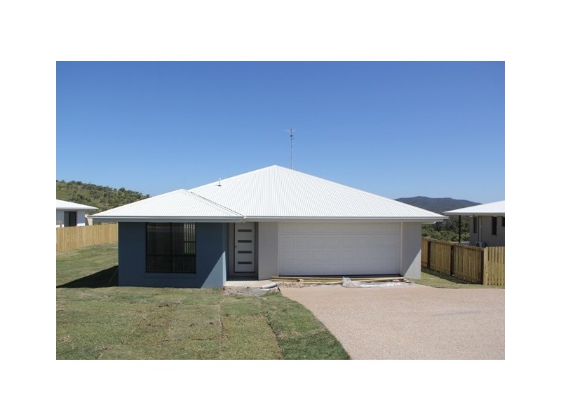 50 Falcon Crest, Zilzie QLD 4710