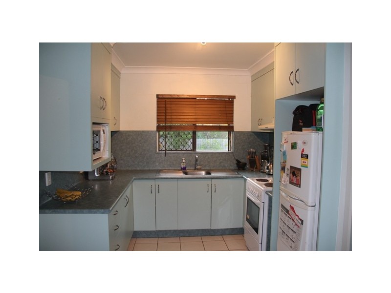 4 Evelyn Street, Zilzie QLD 4710