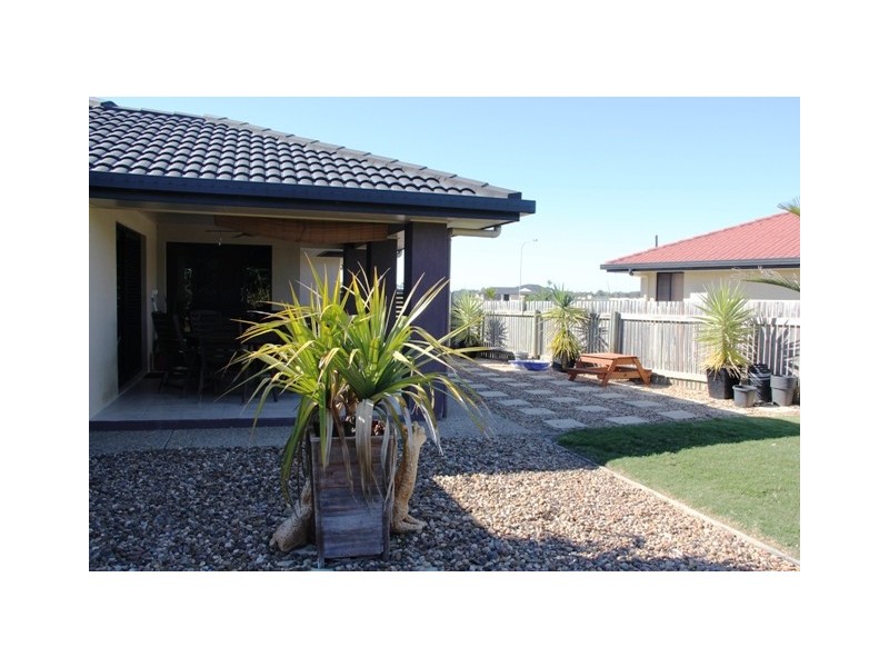 60 Amalfi Drive, Zilzie QLD 4710
