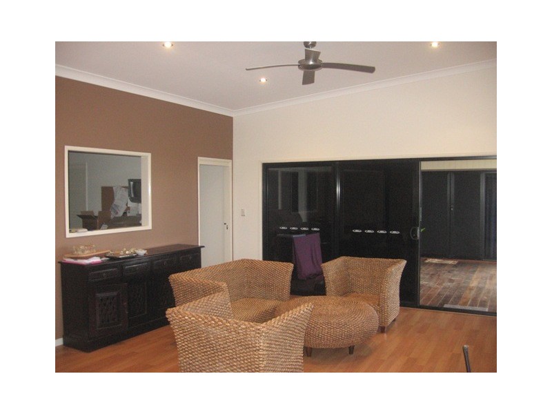 8 Taldora Place, Emu Park QLD 4710