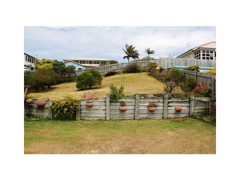 2 Archer Street, Emu Park QLD 4710