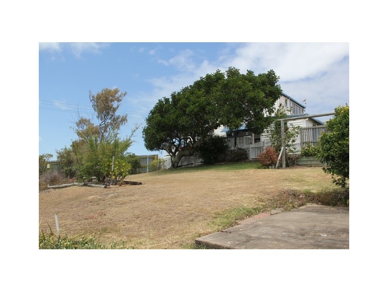 2 Archer Street, Emu Park QLD 4710