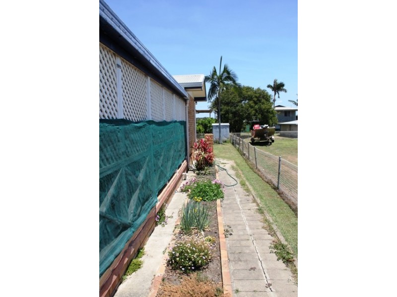 33 Pacific Street, Zilzie QLD 4710