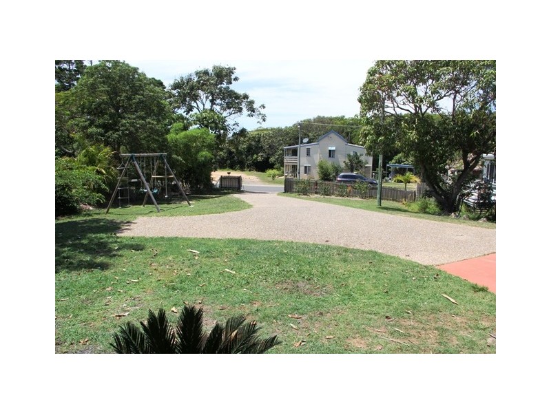 13 Oak Street, Emu Park QLD 4710