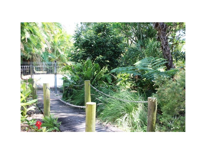 1003 Scenic Highway, Kinka Beach QLD 4703