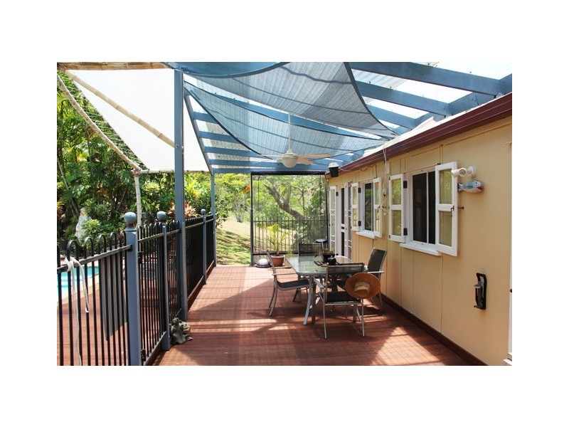 276 Hoffmans Road, Coowonga QLD 4702