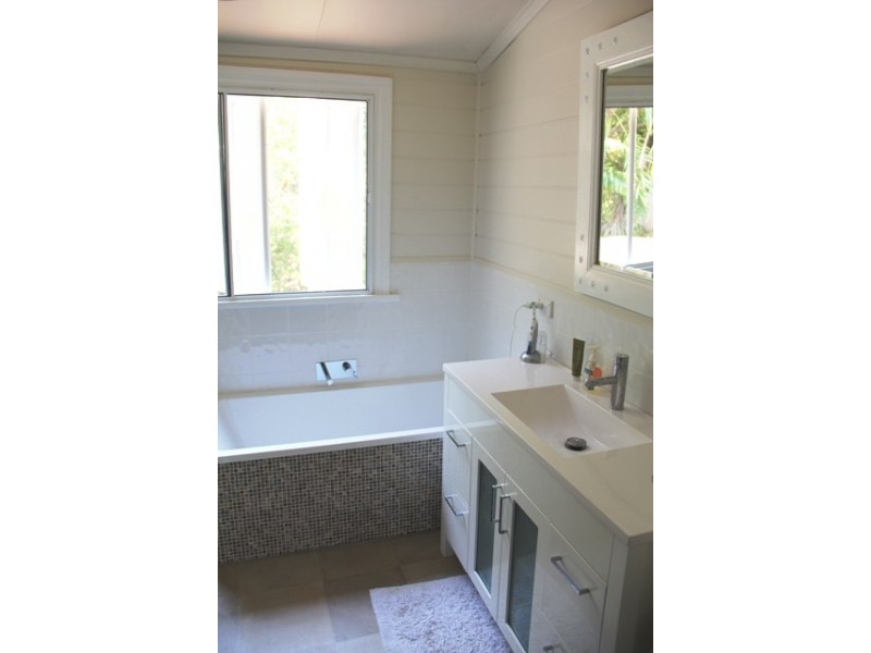 276 Hoffmans Road, Coowonga QLD 4702