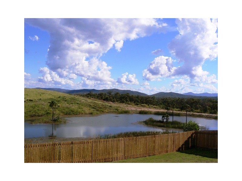 7 The Peak, Zilzie QLD 4710