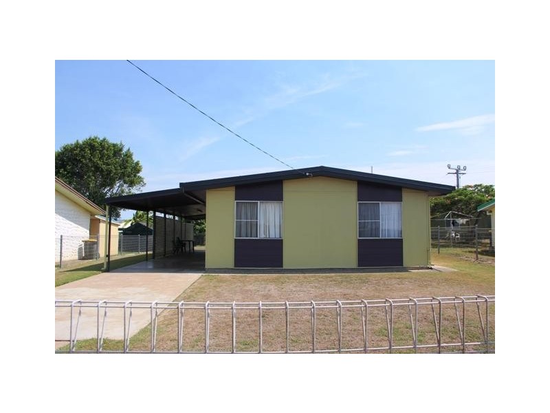 54 Wood Street, Emu Park QLD 4710