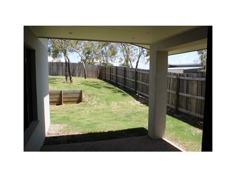 3 Eagle Place, Zilzie QLD 4710