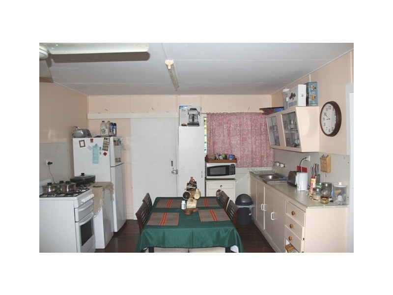 997 Scenic Hwy, Kinka Beach QLD 4703