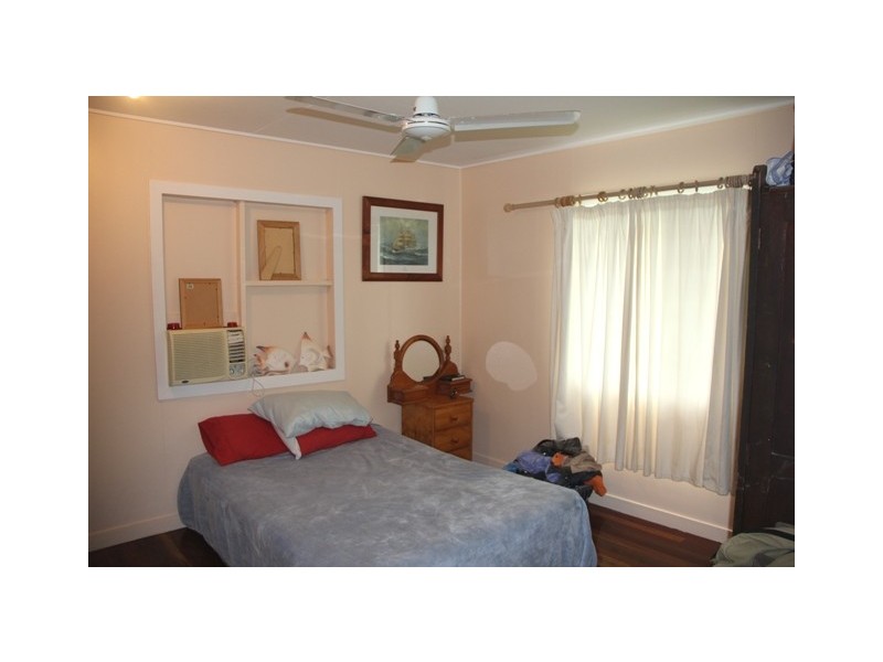 997 Scenic Hwy, Kinka Beach QLD 4703