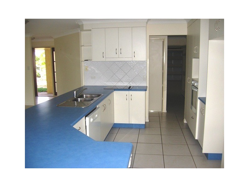 62 Amalfi Drive, Zilzie QLD 4710