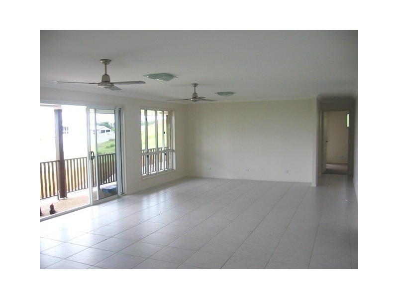 5 Doveshell Crescent, Zilzie QLD 4710