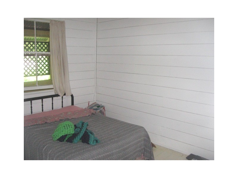 17 Phillip Street, Emu Park QLD 4710