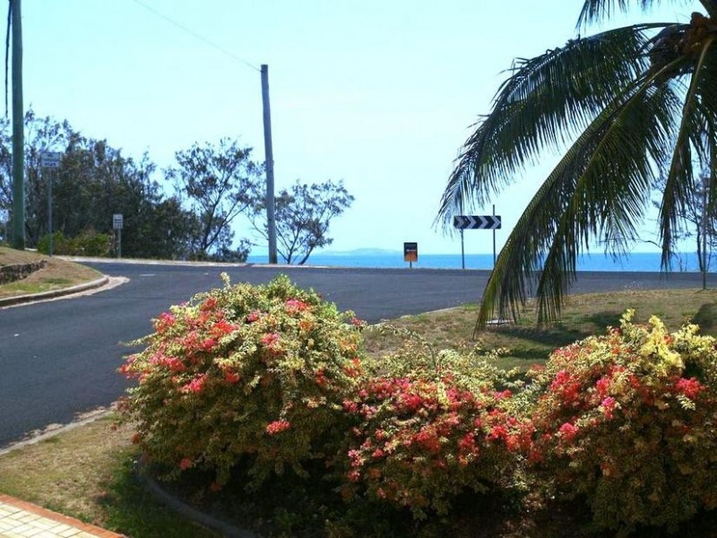 4 Thomas Street, Emu Park QLD 4710