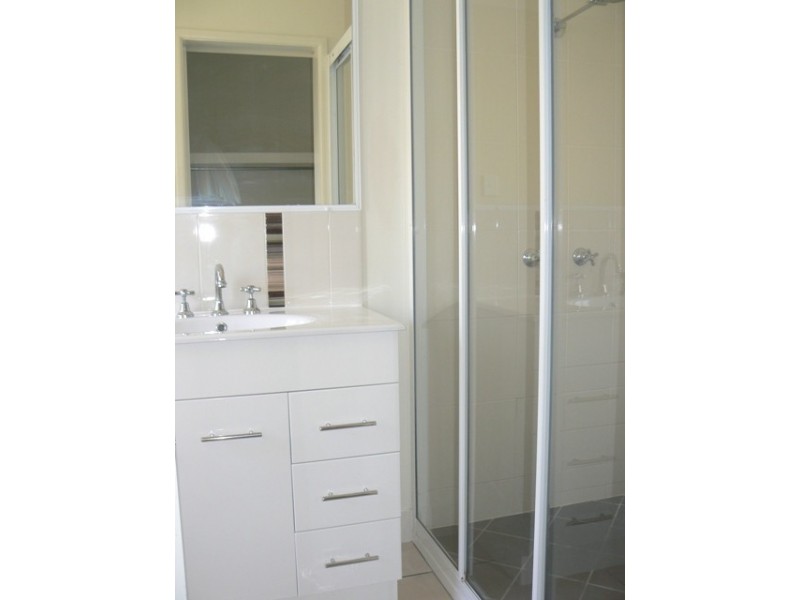 19 Discovery Crescent, Rosslyn QLD 4703