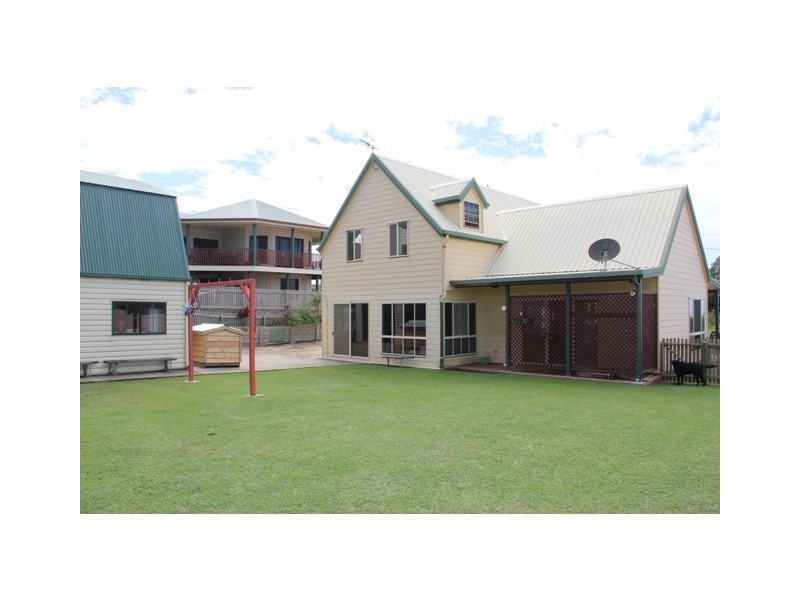 44 Bright Street, Emu Park QLD 4710