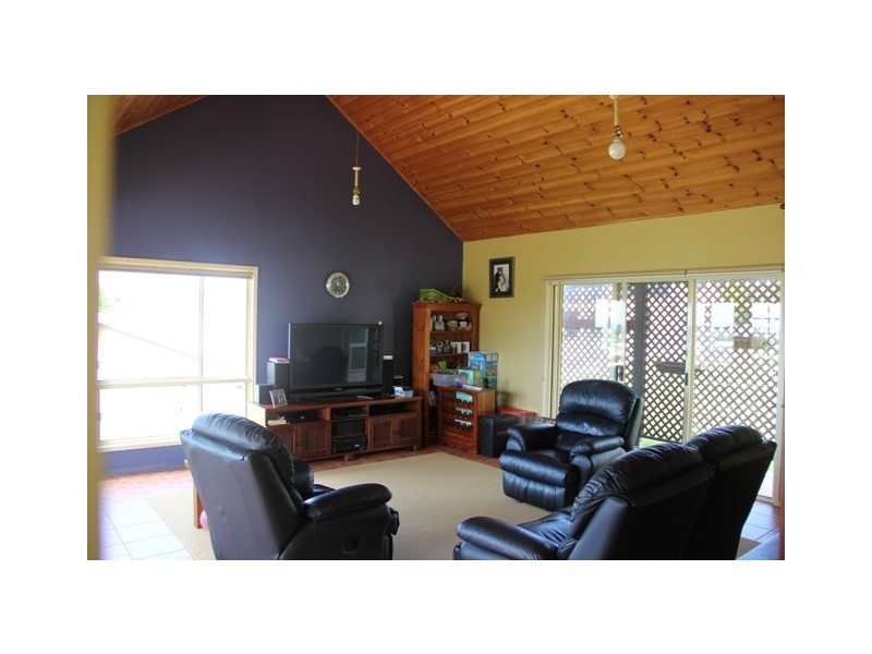 44 Bright Street, Emu Park QLD 4710