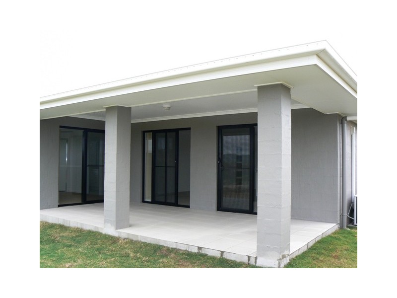 9 The Peak, Zilzie QLD 4710