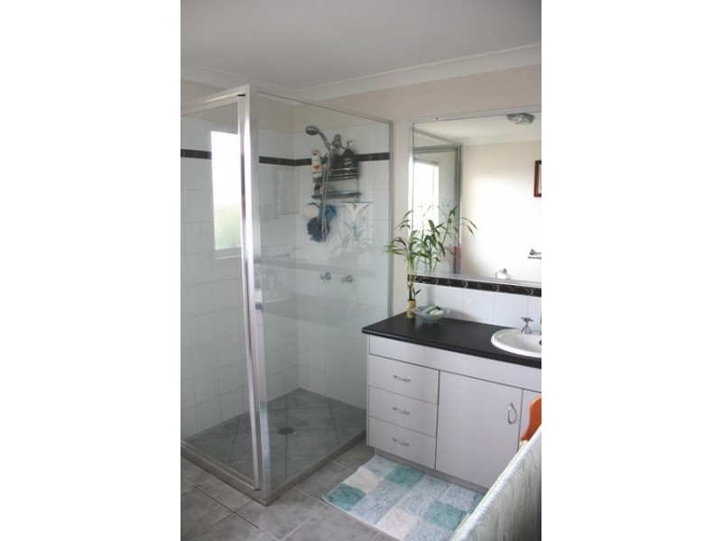 55 Larnach Street, Zilzie QLD 4710