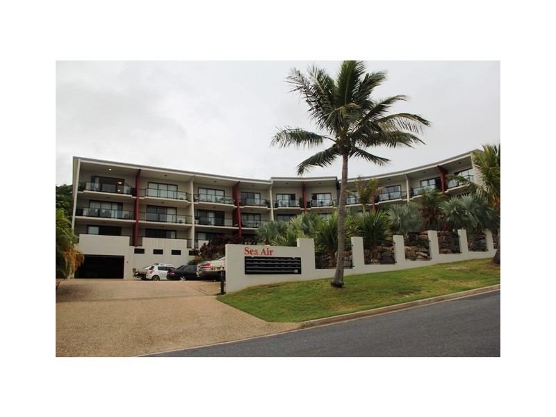 30-34 Queen Street, Yeppoon QLD 4703