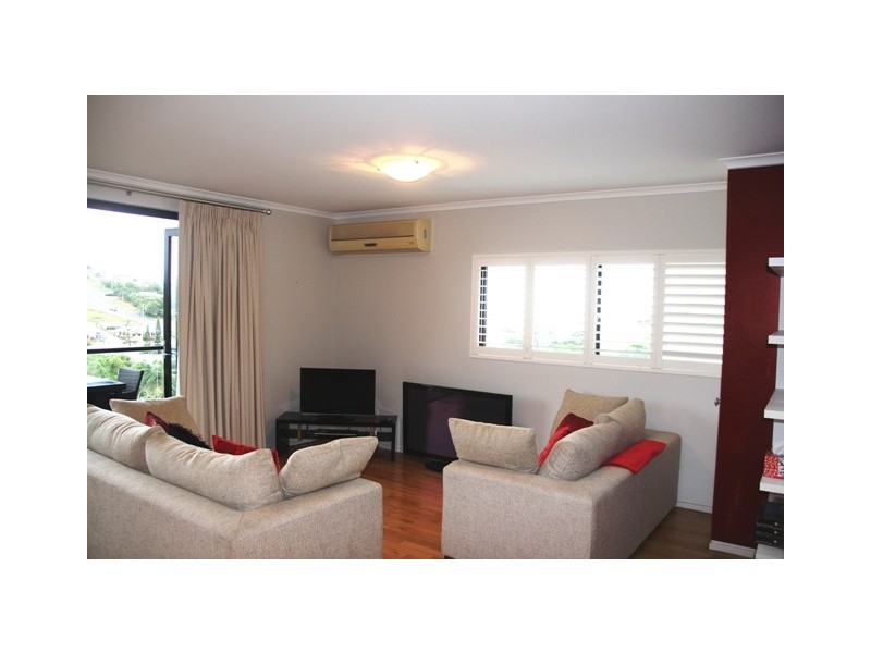 30-34 Queen Street, Yeppoon QLD 4703