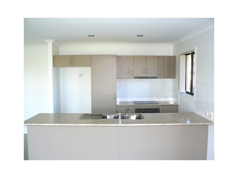 7 The Peak, Zilzie QLD 4710