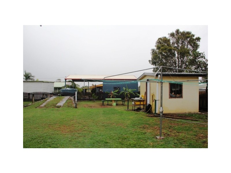 20 Limpus Avenue, Keppel Sands QLD 4702