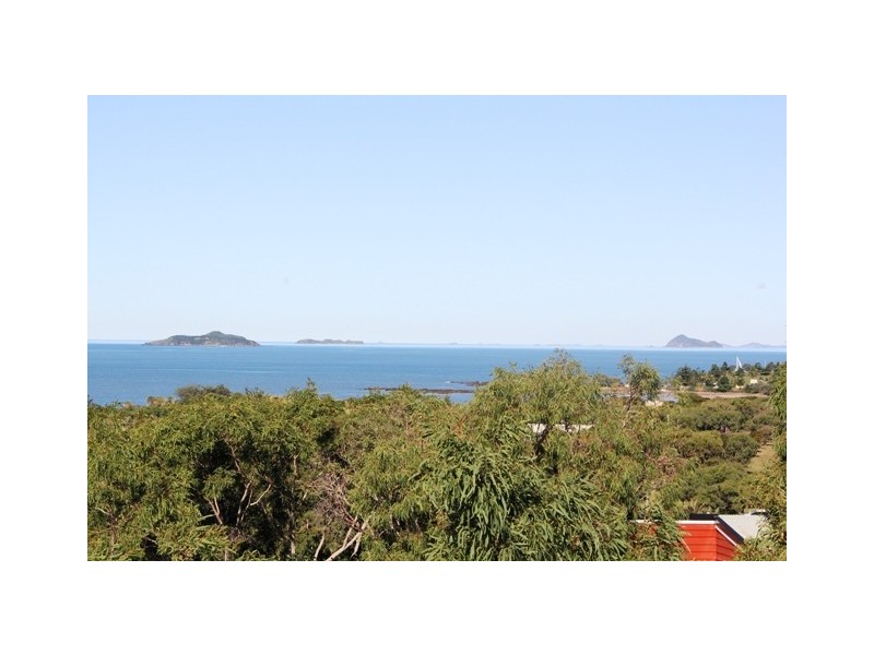 27 Hawke Street, Emu Park QLD 4710
