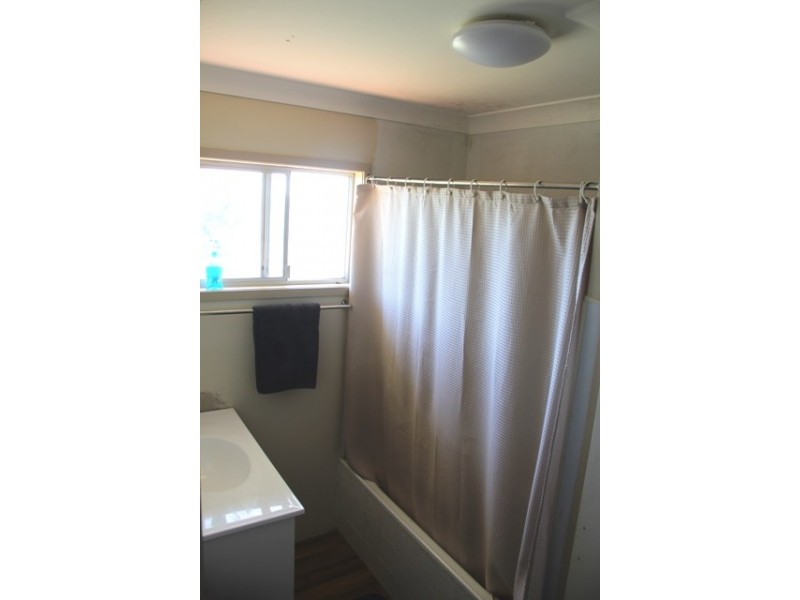 28 Thomas Street, Emu Park QLD 4710