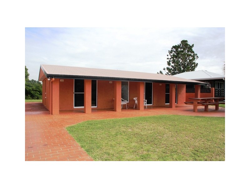 18 Schofield Parade, Keppel Sands QLD 4702