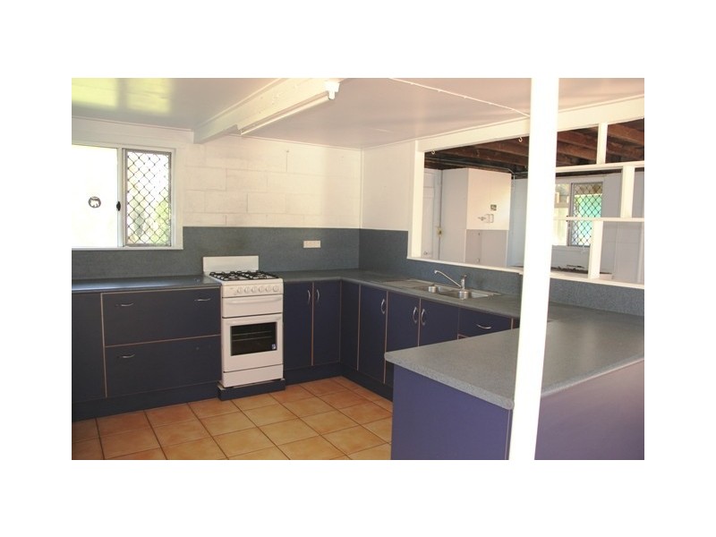 12 Oak Street, Emu Park QLD 4710