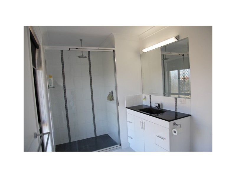 6 Wheeler Avenue, Gracemere QLD 4702