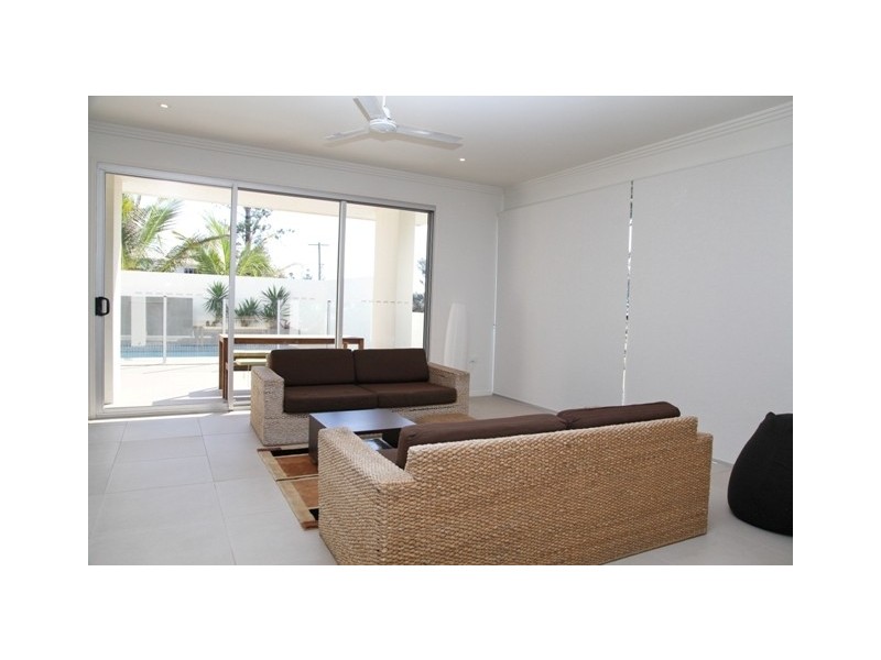 1/2 Richard Street, Emu Park QLD 4710