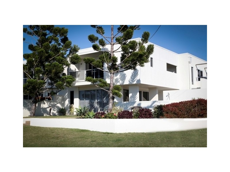 1/2 Richard Street, Emu Park QLD 4710