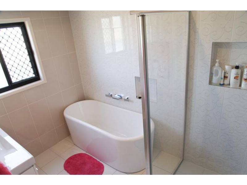 21 Amalfi Drive, Zilzie QLD 4710