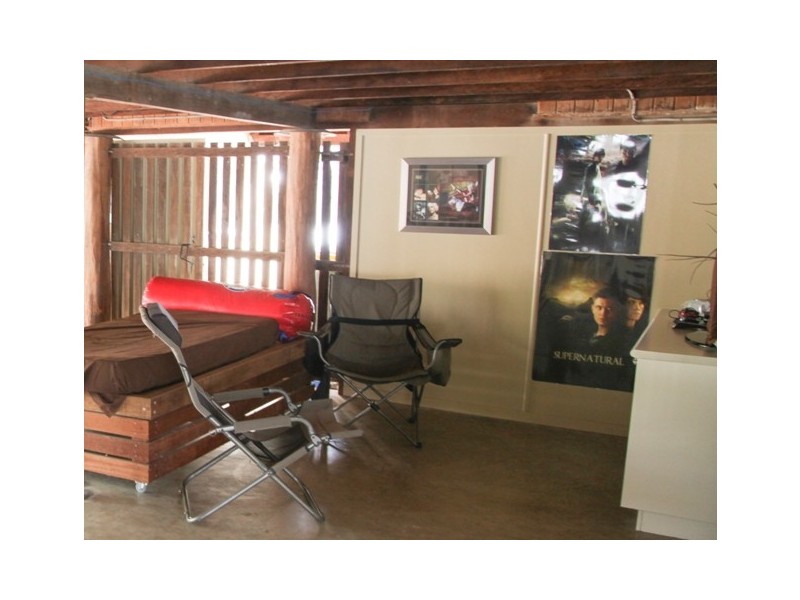 94 Davis Street, The Range QLD 4700