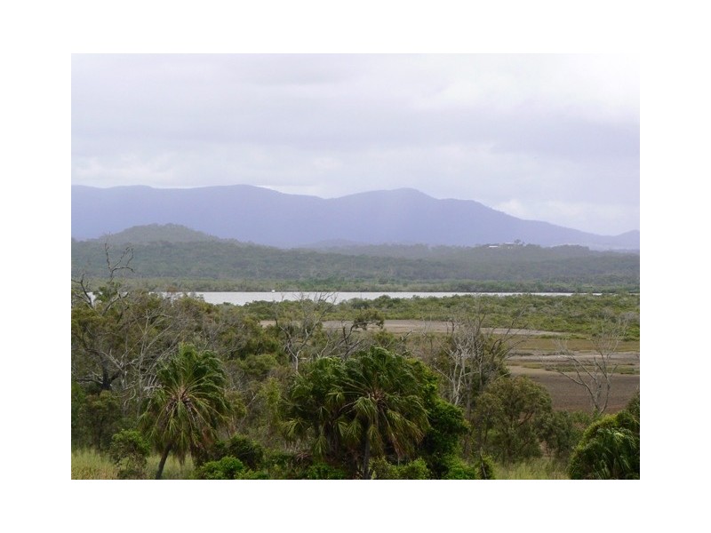 9 The Peak, Zilzie QLD 4710