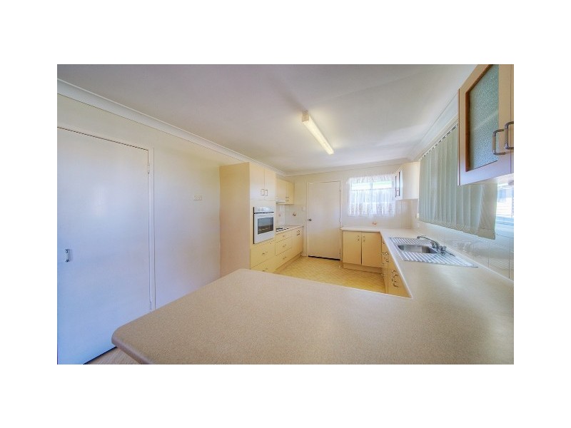 3 Giorgi Close, Keppel Sands QLD 4702