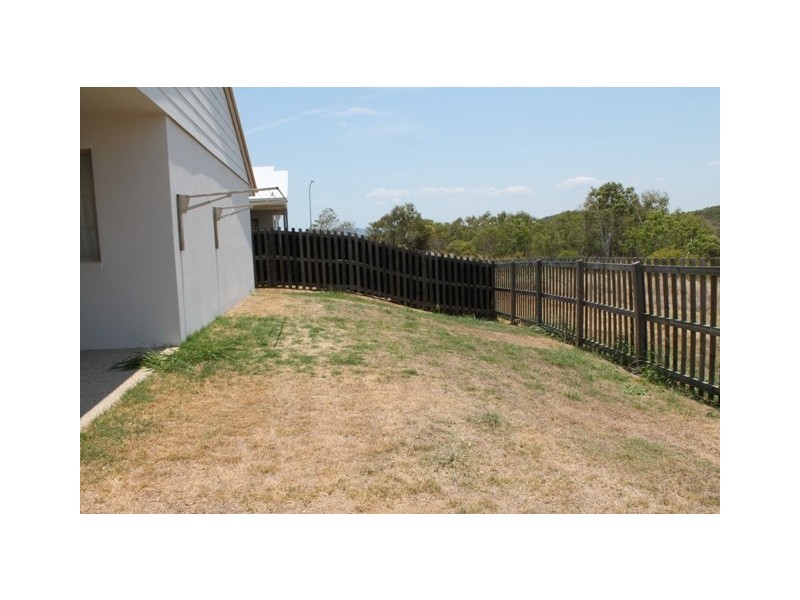 72 Cocoanut Point Drive, Zilzie QLD 4710