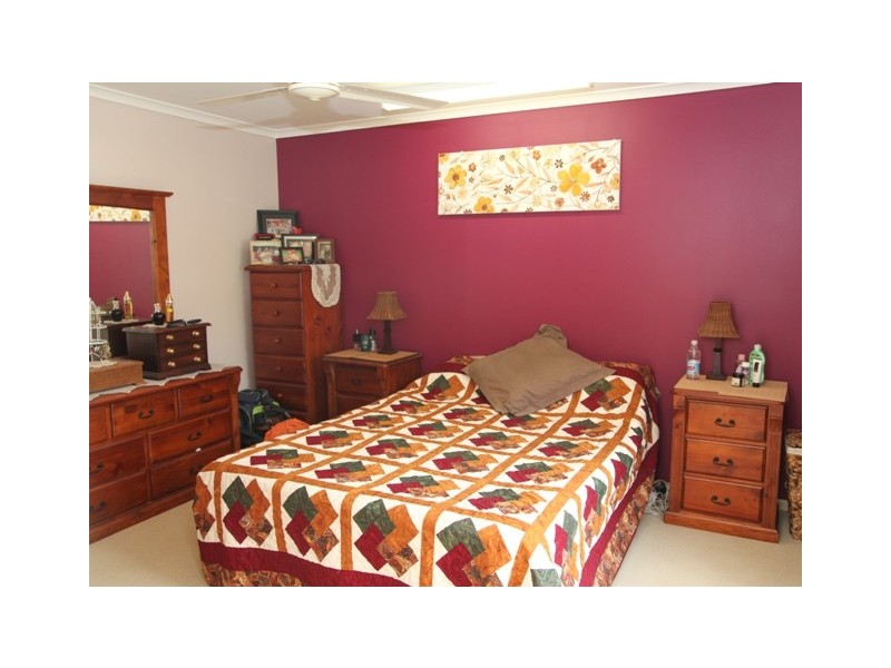 5 Carol Court, Glenlee QLD 4711