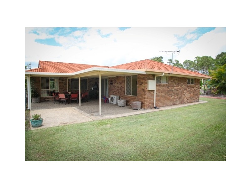 5 Carol Court, Glenlee QLD 4711