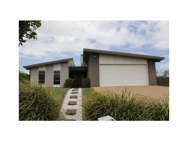 9 Cocoanut Point Drive, Zilzie QLD 4710